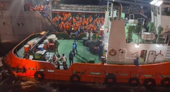 Sri Lanka Transfers IRIS Bushehr Crew to Colombo